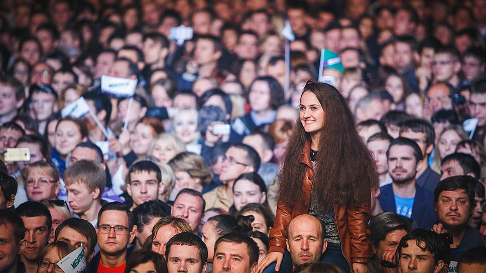 На концерт Вячеслава Бутусова, организованный компанией «МегаФон», пришли тысячи нижегородцев