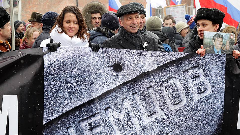 В феврале 2016 года Иван Карнилин стал одним из немногих действующих чиновников, решившихся принять участие в Марше памяти Бориса Немцова