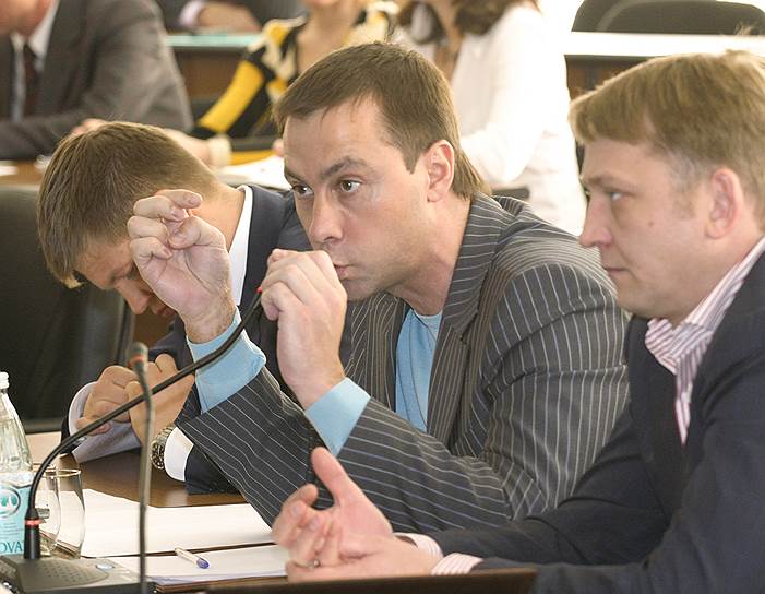 В 2005 году Александр Бочкарев вновь стал депутатом нижегородской думы и возглавил комиссию по имуществу и земельным отношениям