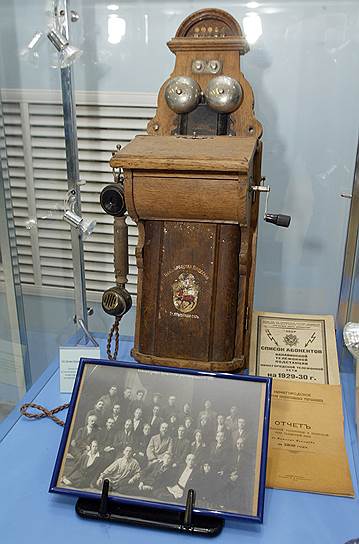 Еще один экземпляр антикварного телефона представлен в музее связи «Ростелекома» в Нижнем Новгороде