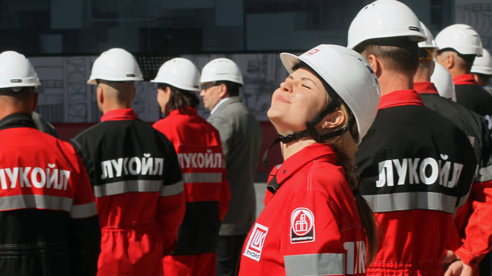 18 июня. В 2021 году на заводе ООО &quot;Лукойл Нижегороднефтеоргсинтез&quot; состоялась церемония запуска комплекса изомеризации нефти &quot;Пенекс&quot; 