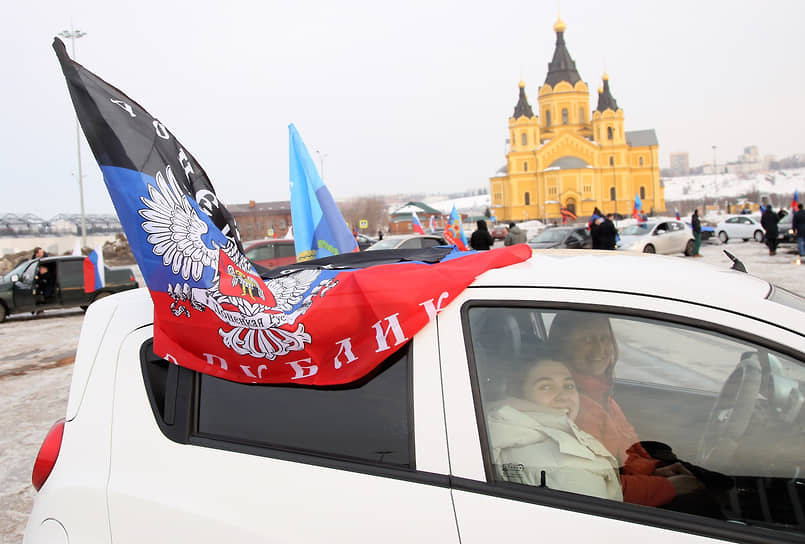 Настроение у поддержавших ввод войск в соседнюю страну явно более приподнятое, чем у противников такого решения