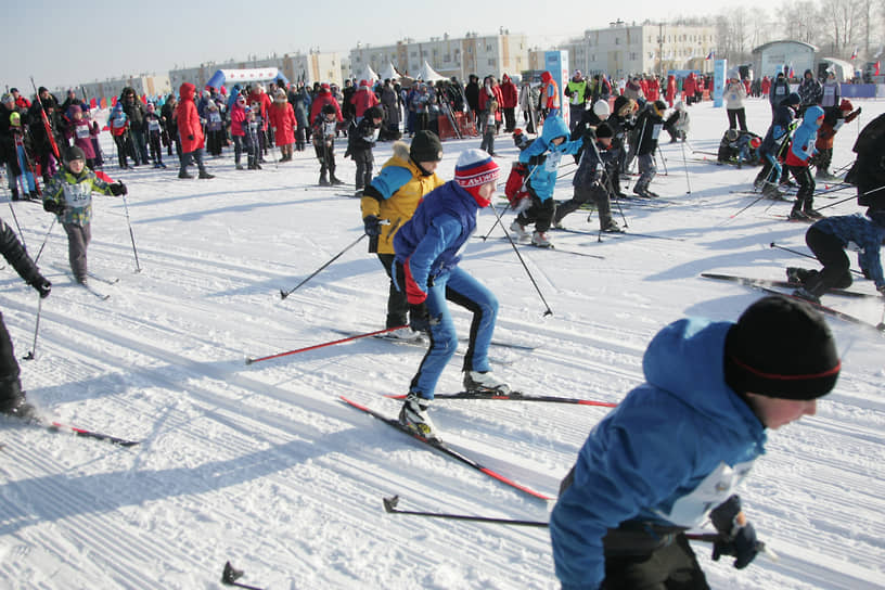 Старт детского забега 42-й Всероссийской лыжной гонки &quot;Лыжня России&quot;