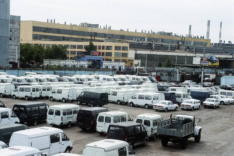 2001 год. Склад готовой продукции Горьковского Автозавода