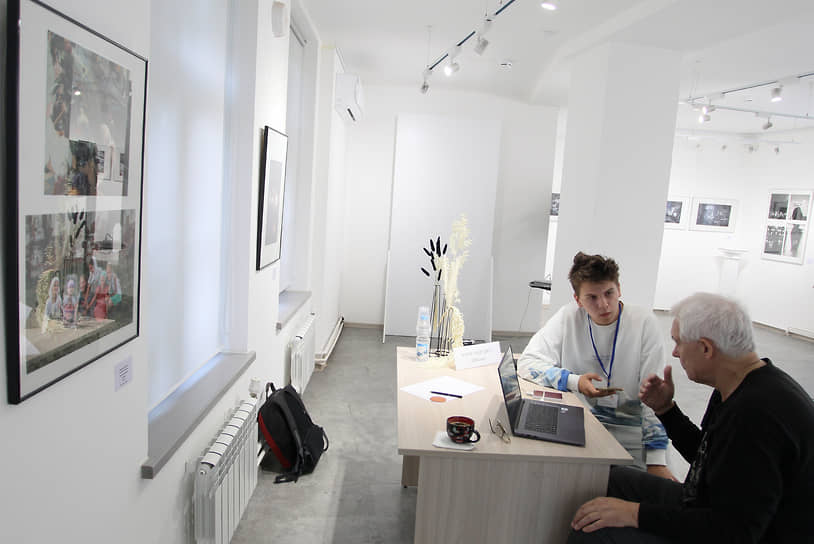 Мастер авиационной фотографии Александр Джус во время портфолио-ревю