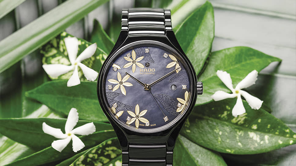 Rado True x Great Gardens of the World, Chapter 2, корпус из высокотехнологичной керамики черного цвета, 12 бриллиантов, автоматический механизм калибра R763, запас хода 80 часов, антимагнитная пружина Nivachron