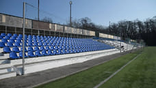 Новые сидения для болельщиков установили в Новороссийске на стадионе «Строитель»