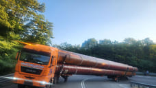 Грузовик заблокировал движение на трассе М-4 «Дон» под Геленджиком