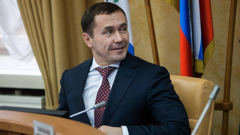 Политологи считают, что Дмитрий Бердников оставшееся время на посту мэра посвятит возвращению его прямых выборов