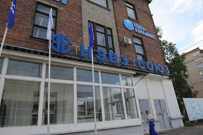 ФНС подала в суд заявление о признании «НЭВЗ-керамикс» банкротом из-за долга 36 млн руб.