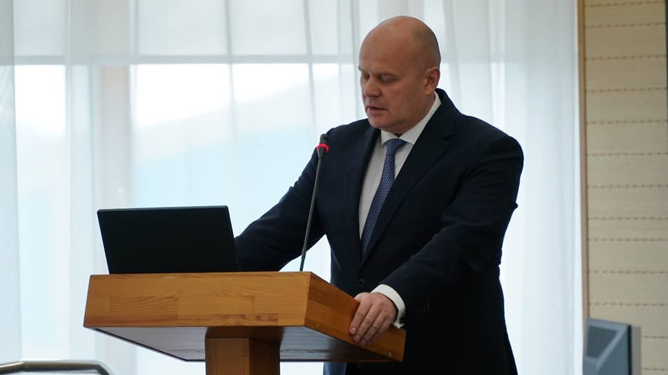 За кандидатуру и. о. мэра Красноярска Владислава Логинова проголосовали 25 депутатов из 29, получивших бюллетени