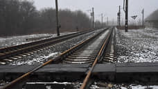 В Красноярском крае на железнодорожном переезде столкнулись бензовоз и снегоуборочный поезд