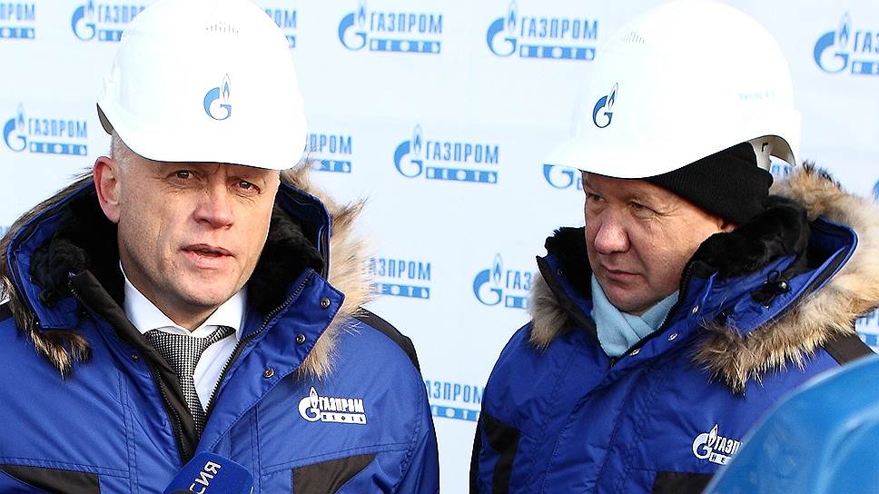 Губернатор Виктор Назаров и предправления «Газпрома» Алексей Миллер на Омском нефтеперерабатывающем заводе в октябре 2012 года.