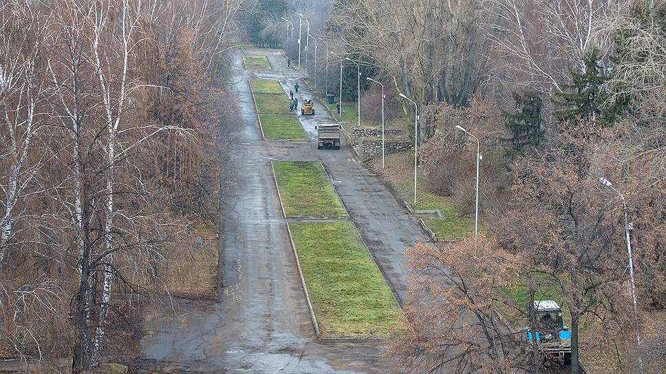 Неотреконструированный участок Михайловской набережной.