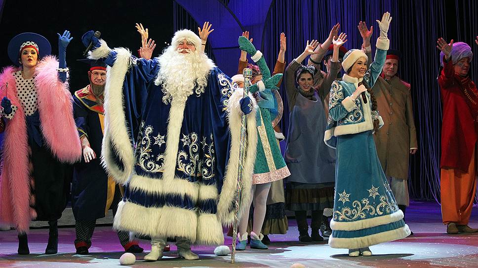 Новогодний спектакль для детей «Двенадцать месяцев» на губернаторской елке в Барнауле