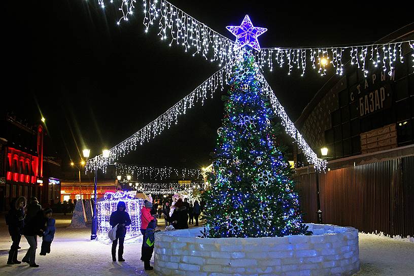 Новогодняя елка на так называемом «Арбате» в Барнауле