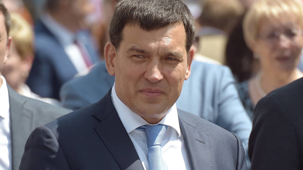 Мэр Новокузнецка Сергей Кузнецов &lt;a href=&quot;/doc/4614269&quot;>поучаствовал в кампании по вакцинации&lt;/a> от COVID-19. Он стал одним из первых градоначальников, поставивших себе вакцину