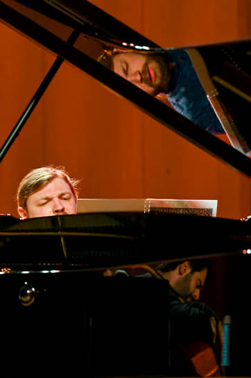 Концерт «Транссибирского Арт Фестиваля» в Красноярске. На фото: Денис Кожухин (фортепиано) и Пабло Феррандес (виолончель)