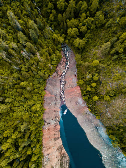 Виды Республики Хакасия. Водохранилище Саяно-Шушенской ГЭС, верхний бьеф