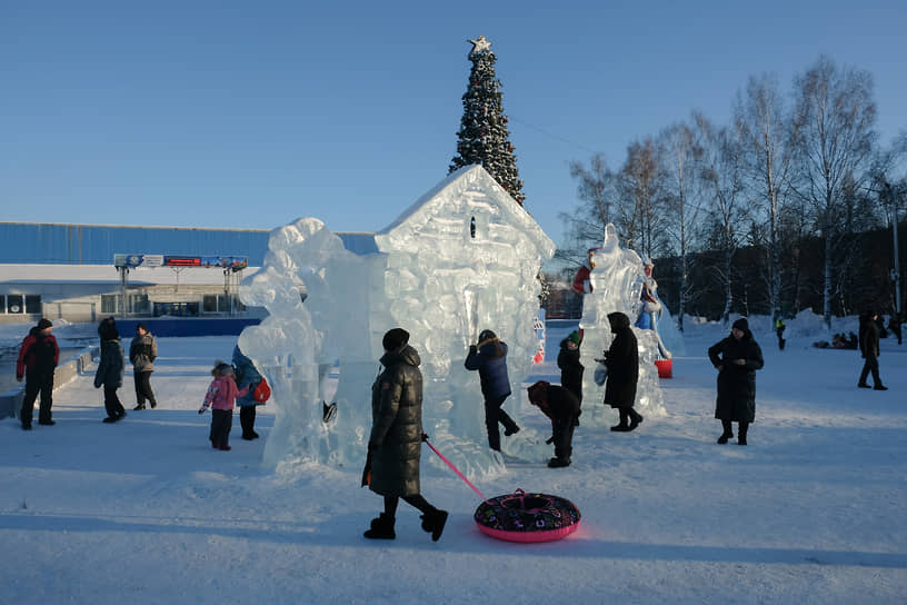 Ледовый городок Прокопьевска (Кемеровская область)