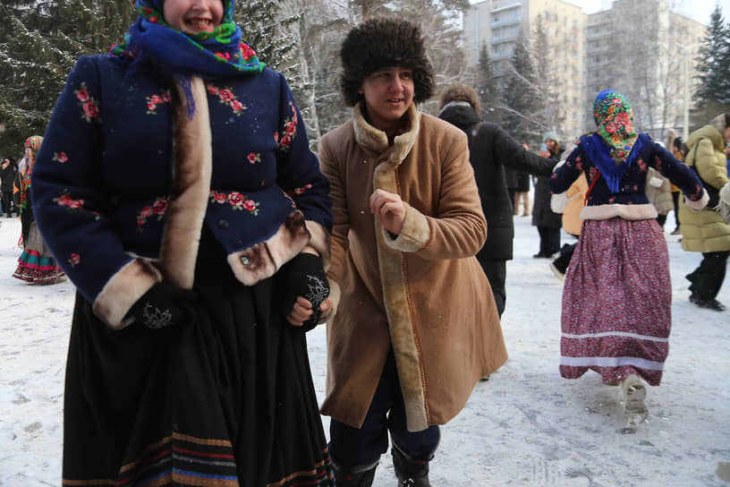 Масленичные гуляния в новосибирском Академгородке