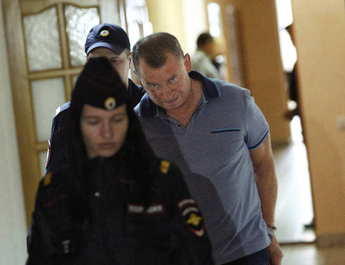 По решению суда Владислав Пархоменко продолжит отбывать наказание в колонии строгого режима
