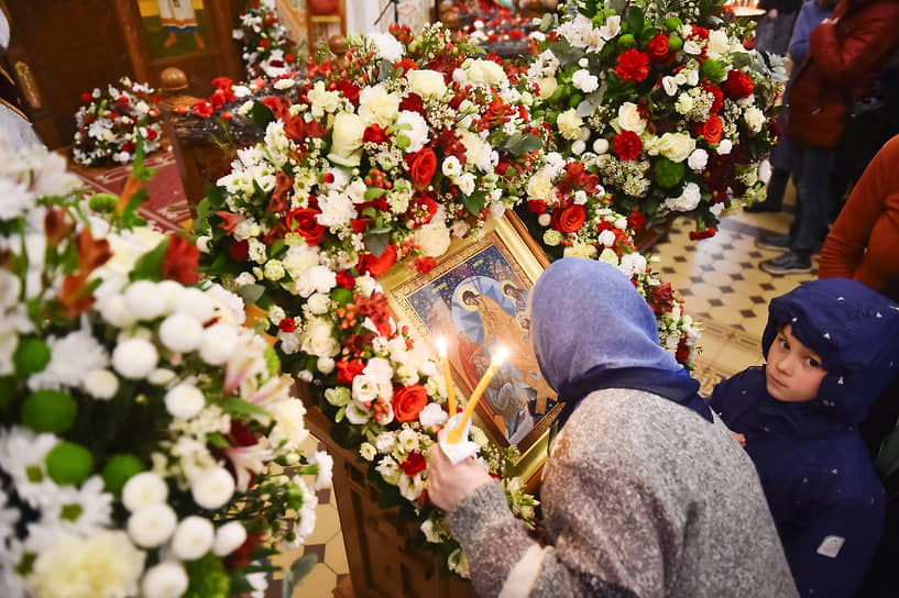 Праздничное пасхальное богослужение в храме Святого Иоанна Предтечи в Красноярске