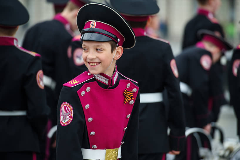 Репетиция парада Победы, посвященного 74-й годовщине Победы в Великой Отечественной войне, на площади Ленина в Новосибирске, 2019 год