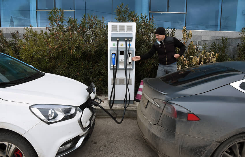Рынок электромобилей в России растет благодаря увеличению производства отечественных брендов
