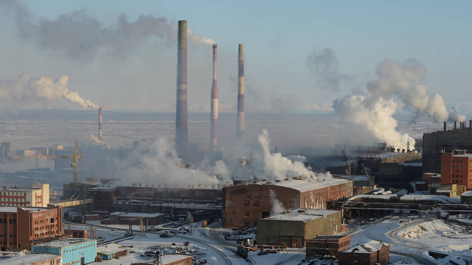 СФО признан самым загрязненным округом с объемом вредных выбросов в атмосферу 5,8 млн т