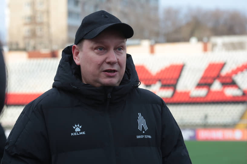 Дмитрий Мартынов