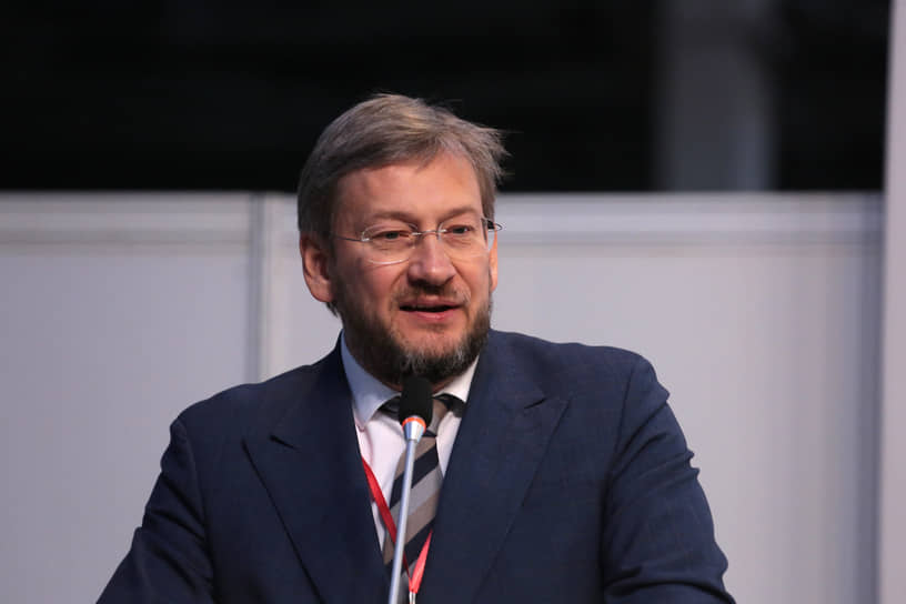 Антон Петроченков