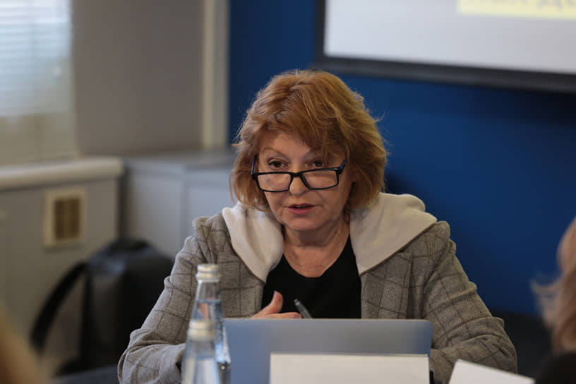 Елена Шперкина. 