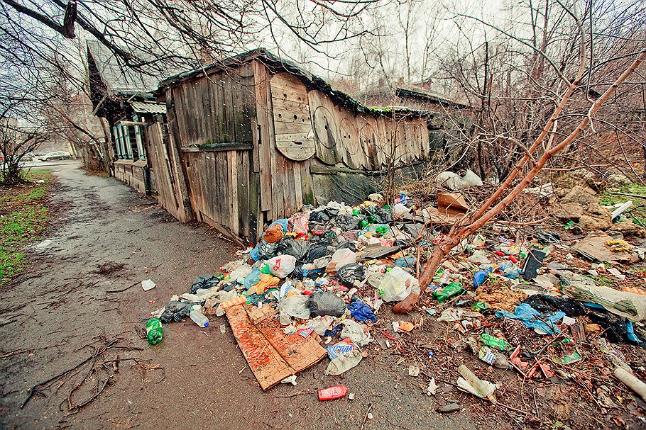 ул.Екатерининская до уборки мусора