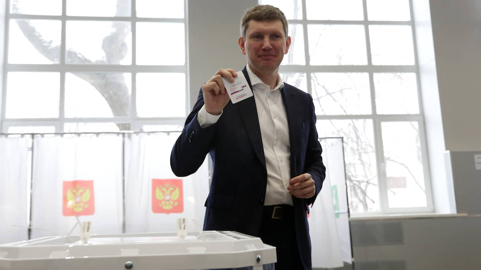 На выборах губернатора Пермского края Максим Решетников победил при поддержке 82,6% избирателей. Эксперты связывали этот результат с надеждой на перемены и недопуском к выборам кандидатов, способных составить реальную конкуренцию.