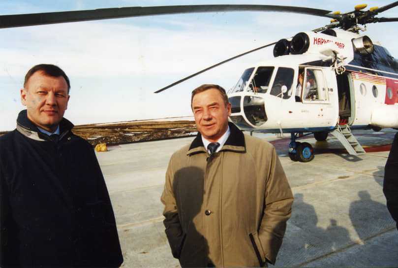 В 2004 году ООО «ЛУКОЙЛ-Пермнефть» и ЗАО «ЛУКОЙЛ-Пермь» снова объединились в одну компанию — ООО «ЛУКОЙЛ-ПЕРМЬ», руководителем которой стал Николай Кобяков.