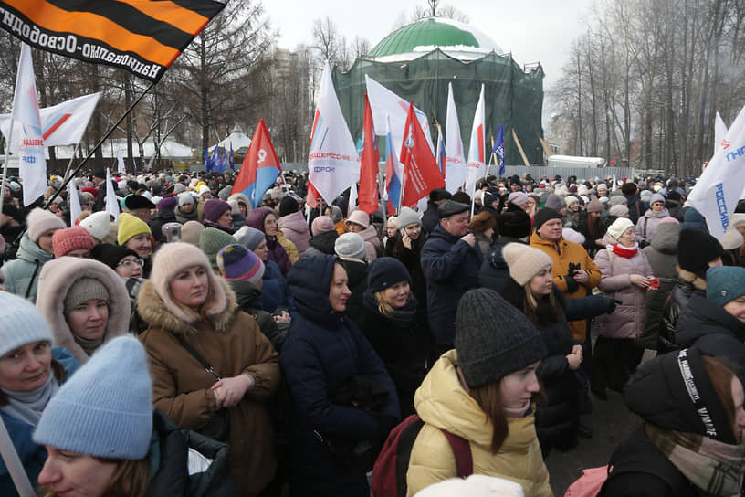 Ярко выступил министр тербезопасности Виктор Батмазов. Он заявил, что с Россией ведет войну «коллективный Запад» — а это более 50 государств, но «бог на нашей стороне»