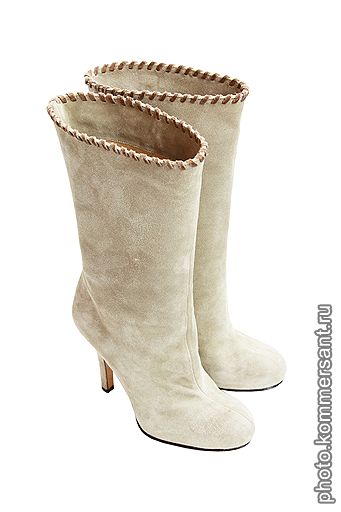 16 Cапоги из замши Dolce & Gabbana «Элемент роскоши», 22 270 руб.