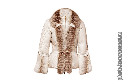 09 Пуховик из полиамида Roberto Cavalli «Элемент роскоши», 149 970 руб.