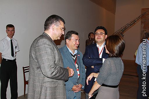 04 Первый заместитель председателя Пермской городской думы Игорь Сапко, председатель правительства Пермского края Валерий Сухих, руководитель администрации губернатора Пермского края Фирдус Алиев в музее современного искусства PERMM на открытии выставки Валерия Кошлякова «Недосягаемые»
