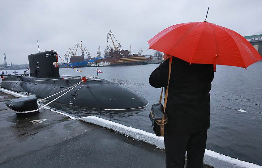 Завод, частично принадлежащий Леониду Кузнецову, надежно «прикрыт» заказами для ВМФ: сегодня практически на каждой подводной лодке установлено оборудование предприятия