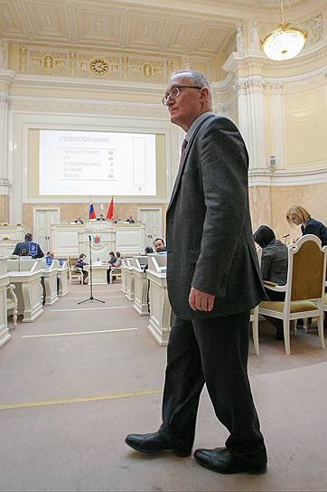 Назначив парламентским представителем в городском правительстве Михаила Бродского (на фото), недавно уволенного губернатором, спикер ЗакСа продемонстрировал Смольному самостоятельность своей политики
