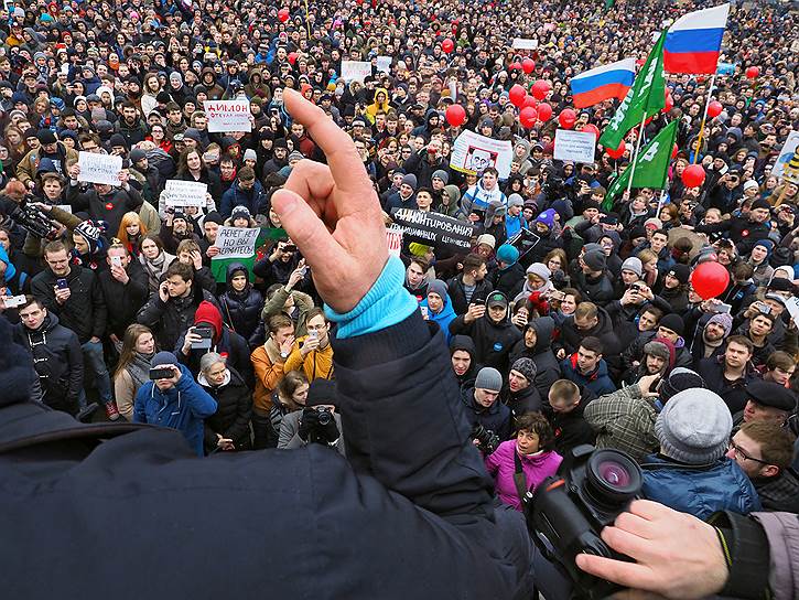 После исключения Марсова поля из перечня гайд-парков в Петербурге осталось всего четыре площадки, где митинговать можно без согласия Смольного, и все они — на окраинах города