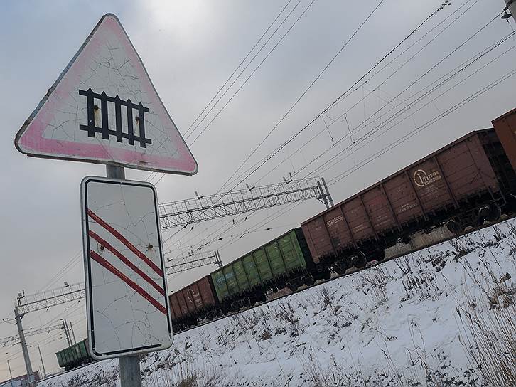 Грузопоток через четыре железнодорожных погранперехода России с Финляндией в прошлом году составил 15,8 млн тонн, большую часть грузов обслуживает станция Бусловская, а Светогорск обрабатывает 2,5–3 млн тонн грузов