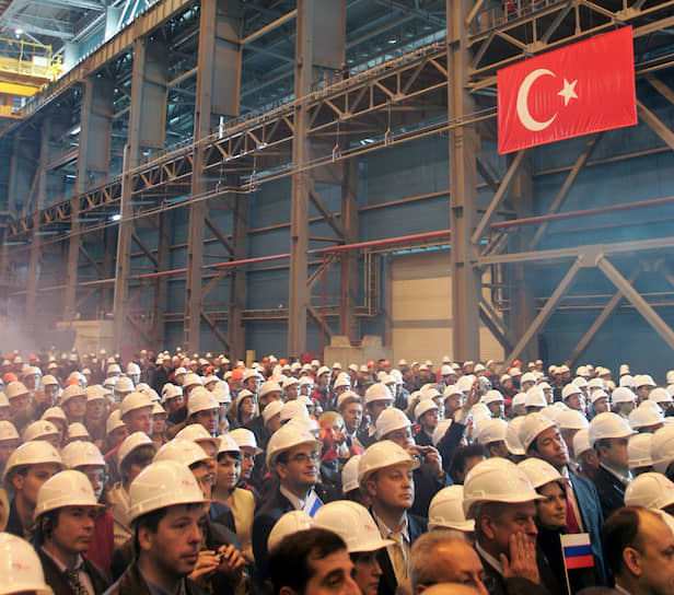 Руководство турецкой IC отмечает, что Россия выбрана в качестве приоритетного рынка для собственных инвестиций, а также наращивания объемов строительства крупных инфраструктурных объектов стоимостью не менее 5 млрд рублей