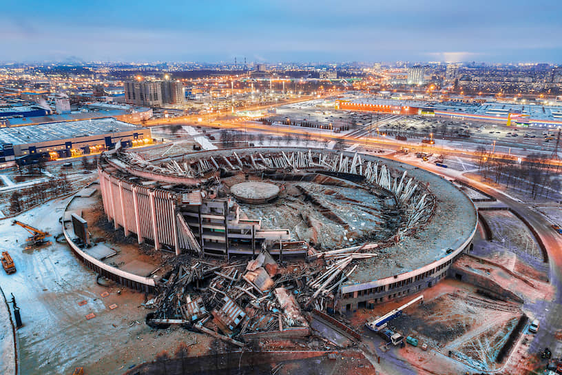 На месте СКК, демонтаж которого начался в январе, к 2023 году должен быть построен новый комплекс за 25 млрд рублей