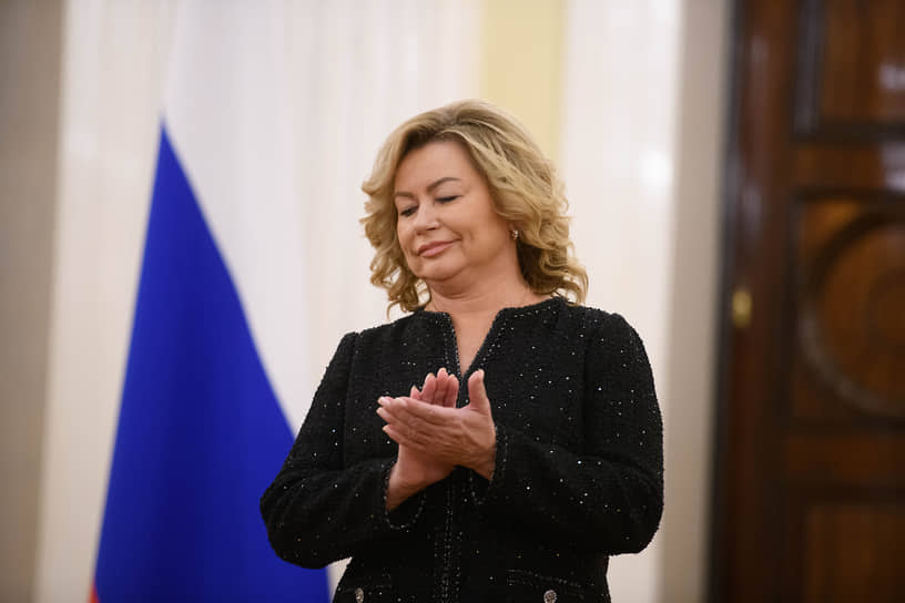 Глава Городской избирательной комиссии Наталья Чечина во время церемонии