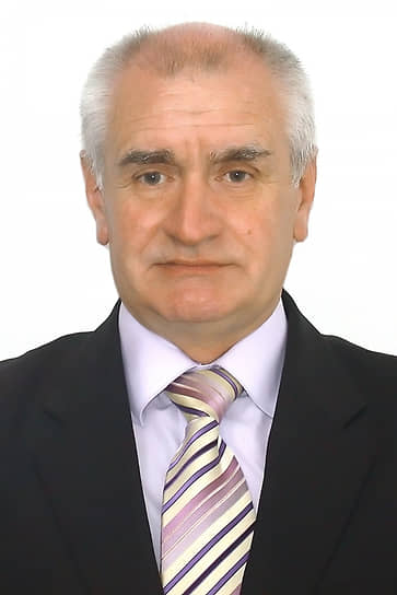 Профессор Владимир Матвеев