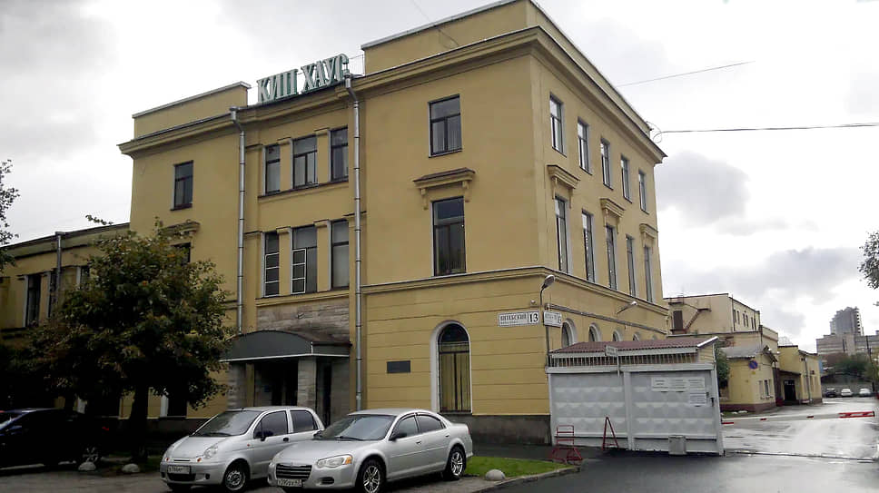 Сейчас на площадке «Кип Хаус» условно разрешенный вид использования позволяет разместить там апартаменты, поэтому, возможно, объект приобретен на перспективу, считает эксперт