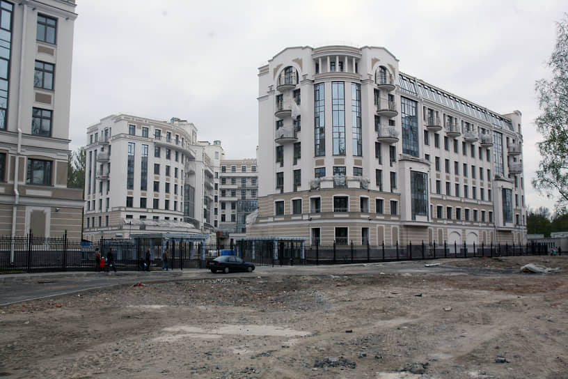 Активных участков под застройку элитного жилья в Петербурге всегда не хватает, считают аналитики с оглядкой на ретроспективу рынка